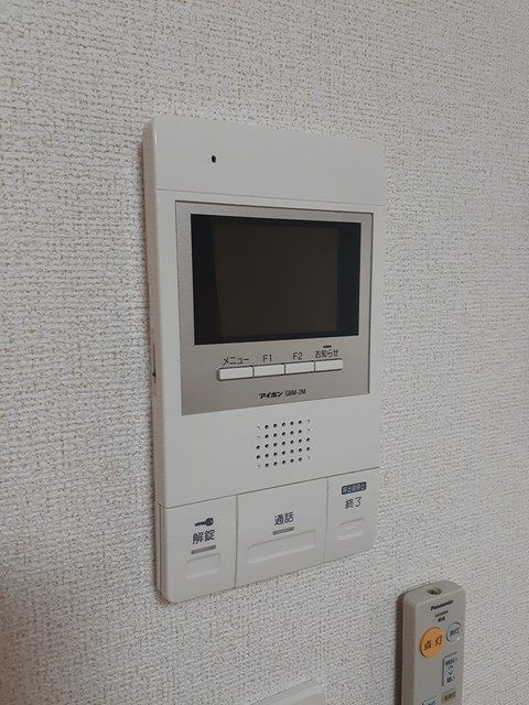GREEN GROVEのセキュリティ|モニター付インターホン