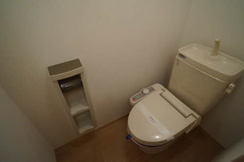 シャーメゾン松園のトイレ