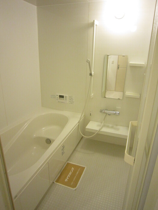D-roomオーク　A棟の浴室