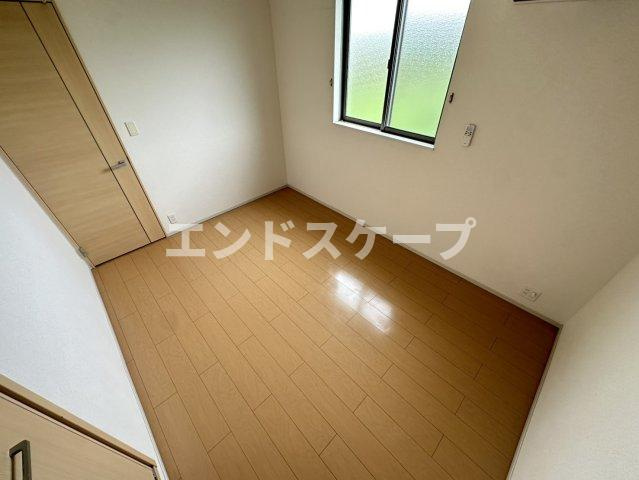 エレナメゾンＢの洋室|高崎、前橋のお部屋探しはエンドスケープまで！お客様の理想お聞かせ下さい♪
