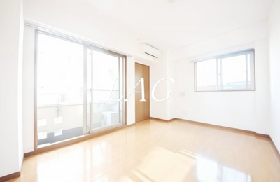 【居間・リビング】 | ローズマンションミヤハラ | 洋室のお部屋です。