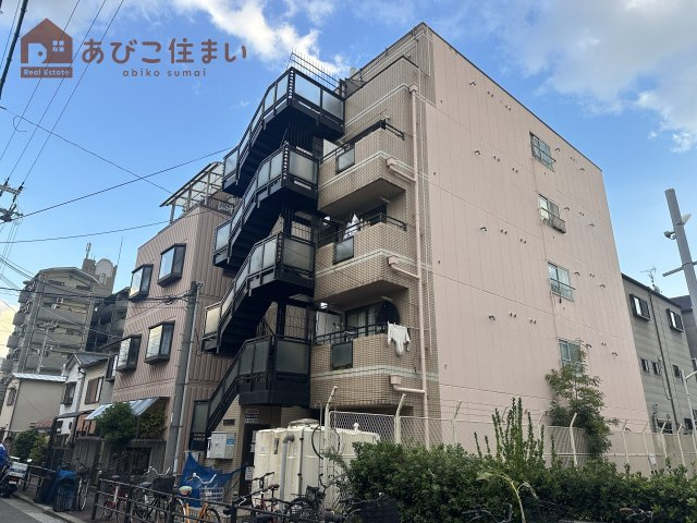 杉本スカイハイツの外観
