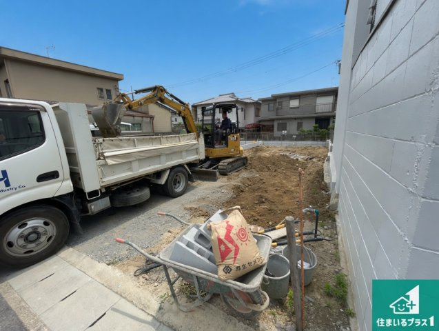 ★京都市山科区西野山中鳥井町　第1期　新築一戸建ての前面道路含む現地写真|周辺は落ち着いた街並みの住宅地！子育てがしやすい住環境です！まだ未完成ですが、現地でしかわからない事もございます。是非一度ご覧ください。