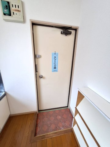 コーポラスＫの玄関