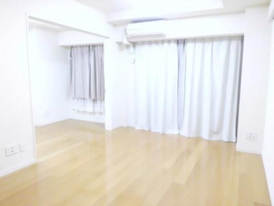 【寝室】 | Brillia Tower KAWASAKI | 家具を配置しやすい人気の間取りです♪