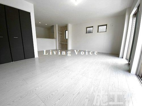 【仲介手数料０円】相模原市南区東大沼6期　新築一戸建ての居間・リビング|相模原市南区東大沼6期　新築一戸建て