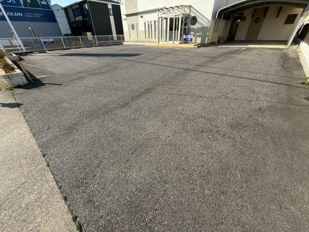 刈谷市稲場町の駐車場