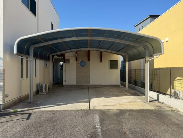 刈谷市稲場町の駐車場