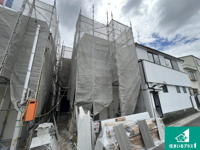 京都市山科区西野山中鳥井町　第1期　新築一戸建ての外観|周辺は落ち着いた街並みの住宅地！子育てがしやすい住環境です！まだ未完成ですが、現地でしかわからない事もございます。是非一度ご覧ください。