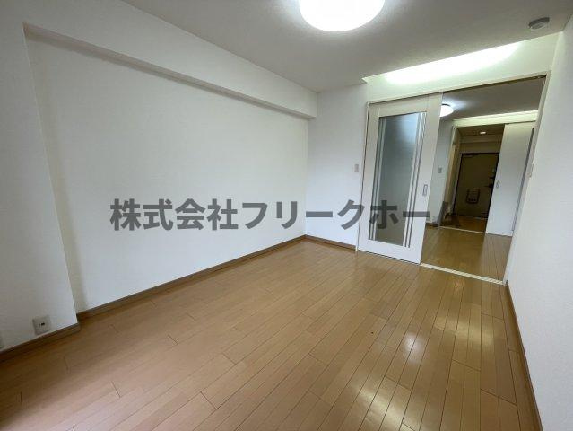 武蔵野中町マンションの寝室
