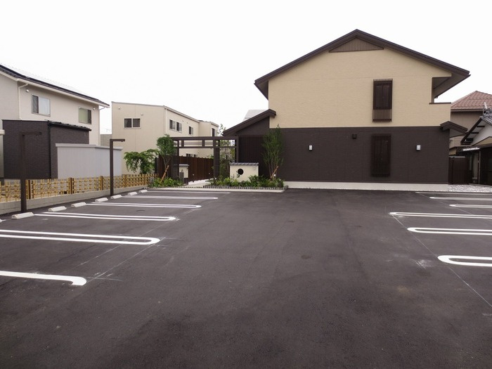 HIBIKIの駐車場