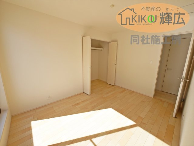高砂市米田町米田新（全1棟）新築の寝室|同社施工例です。