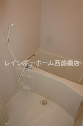 GRACE COURTの浴室