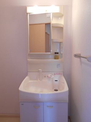 【洗面所】 | グレイスコートB | ※同タイプの別の部屋の写真です。