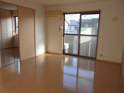 【居間・リビング】 | グレイスコートB | ※同タイプの別の部屋の写真です。