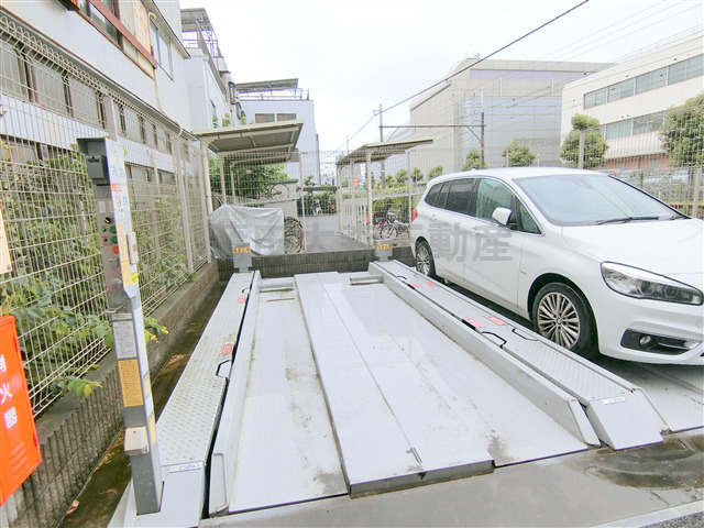 スタイリオ下丸子の駐車場|機械式駐車場　空き状況はお問合せ下さい。