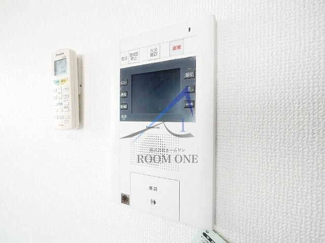 ロメック錦糸町のセキュリティ|モニター付きインターホンです。