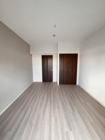 大阪市城東区放出西２丁目の賃貸マンションの居間・リビング