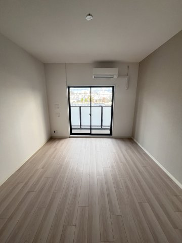 大阪市城東区放出西２丁目の賃貸マンションの洋室
