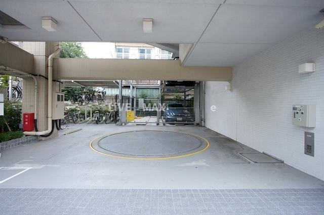 【駐車場】レジディア恵比寿南 