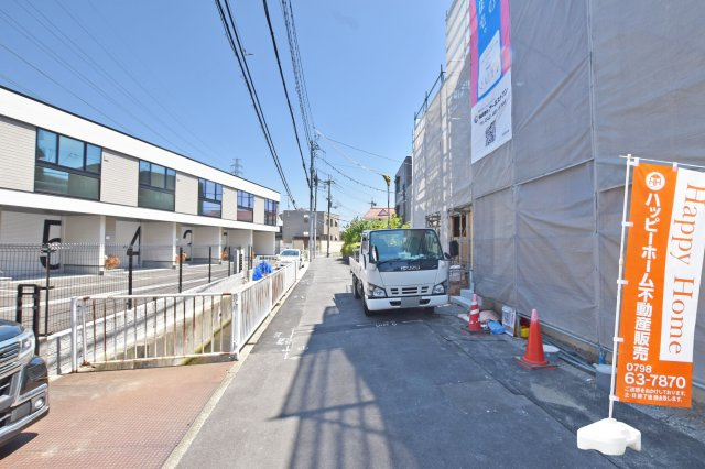 クレイドルガーデン西昆陽2丁目新築一戸建て│3LDK＋駐車1台可の前面道路含む現地写真|現地、お気軽にご見学いただけます。お気軽にお問い合わせ下さいませ。