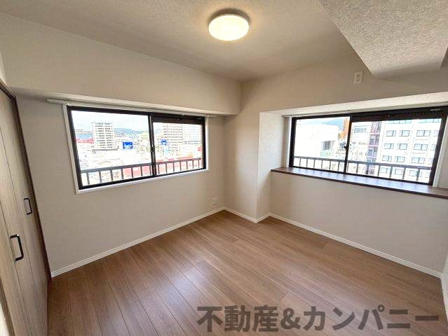 ダイアパレス宮西の洋室|明るい洋室です