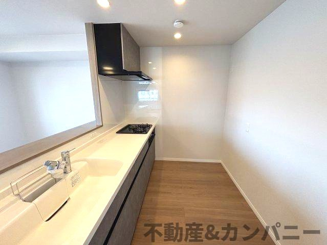 ダイアパレス宮西のキッチン|コンパクトなキッチンで掃除もラクラク