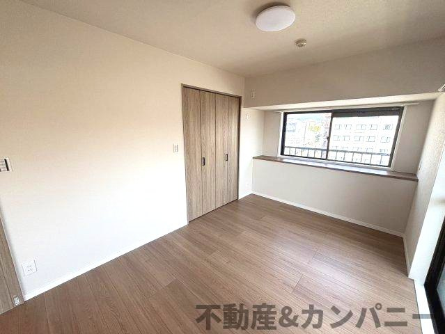 ダイアパレス宮西の洋室|使い勝手のいい洋室です