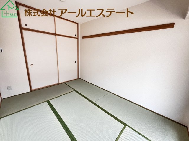 リベール土山参番館の和室