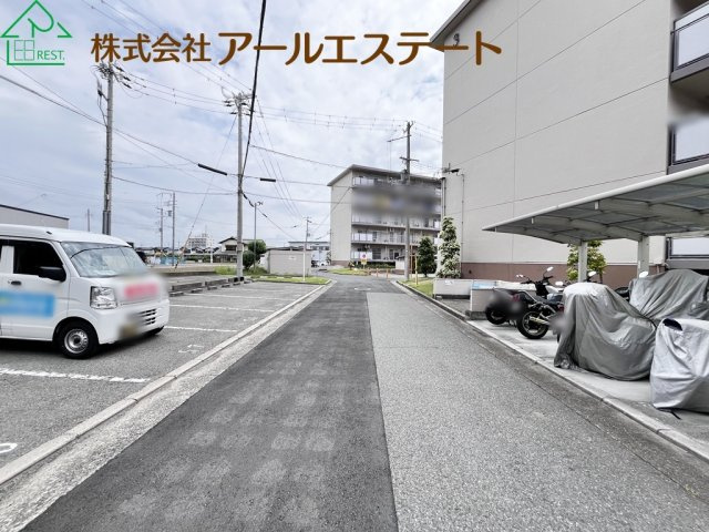 リベール土山参番館の周辺