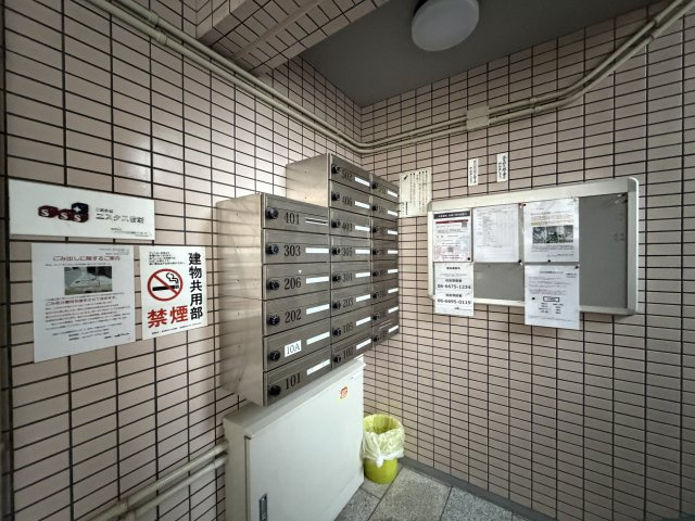 サニーハイツ住吉のエントランス