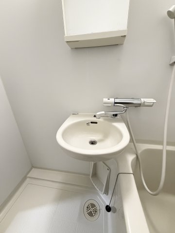 サニーハイツ住吉の洗面所