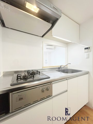 CORNES　HOUSE　NAGOYAのキッチン|類似
