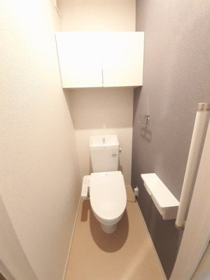 【トイレ】 | ソーレＢ | 落ち着いた色調のトイレです