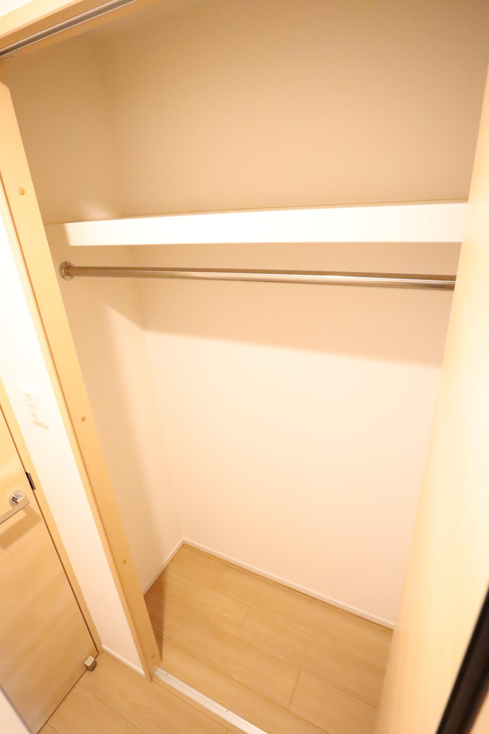 大阪市城東区鴫野東２丁目の賃貸マンションの収納