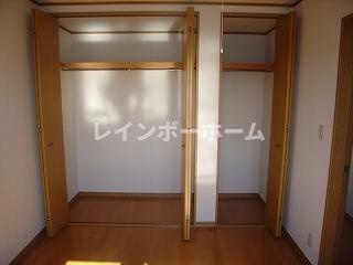 寺尾小泉貸家の収納