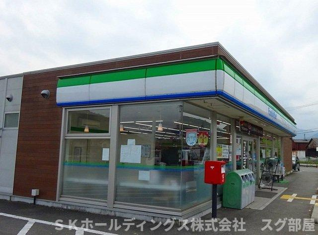 デスパシオ氷上Ⅰの周辺|ファミリーマート氷上町常楽店まで300m