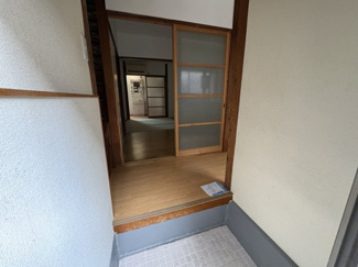 【玄関】 | 大池町貸家