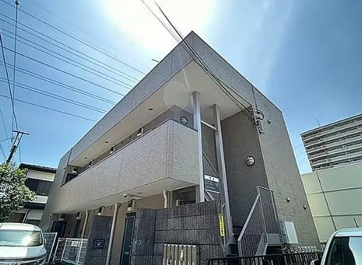 厚木市旭町５丁目のアパートの外観