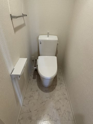 【トイレ】 | D-ROOM東手城 | 温水洗浄暖房便座
