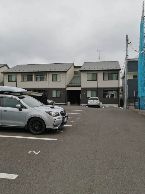 グリーンエイトの駐車場