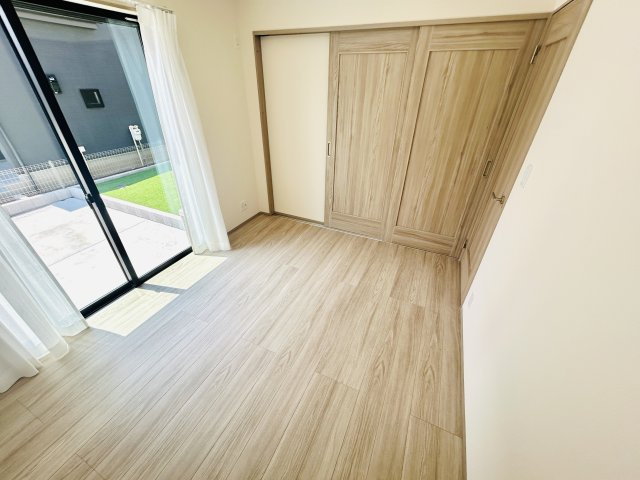 千葉市花見川区さつきが丘１丁目２７番の洋室|1階