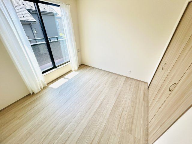 千葉市花見川区さつきが丘１丁目２７番の洋室|2階
