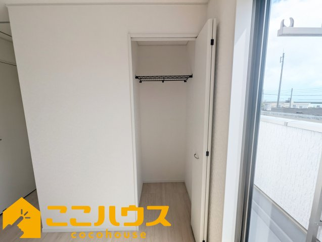 うるま市勝連南風原第6　新築戸建て　全2棟　2号棟の収納|寝室5.7帖