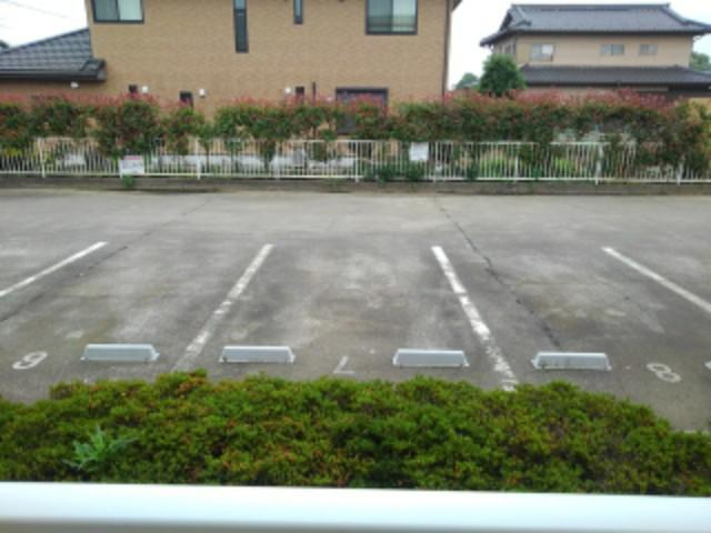コーポ梨花の駐車場|駐車場