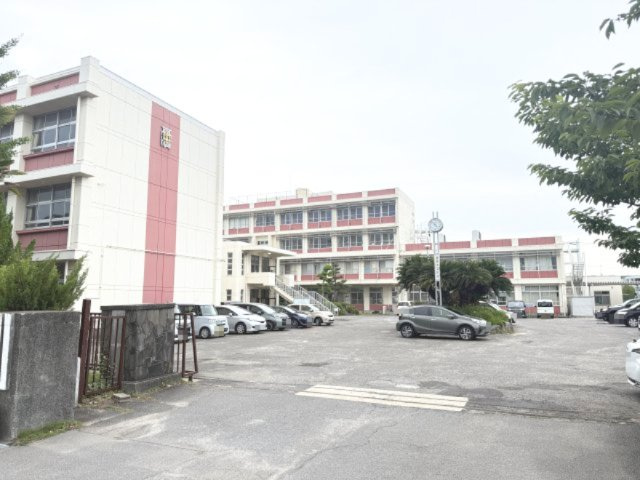高浜市呉竹町四丁目A区画の周辺|高浜中学校（１３０６ｍ）