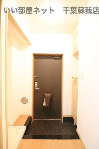 スモールウィンの玄関|落ち着いた玄関です