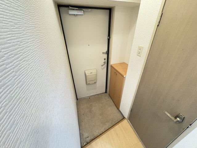 ブルームライフ市川の玄関