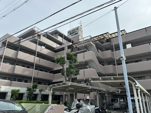 プレステージ西神戸の外観