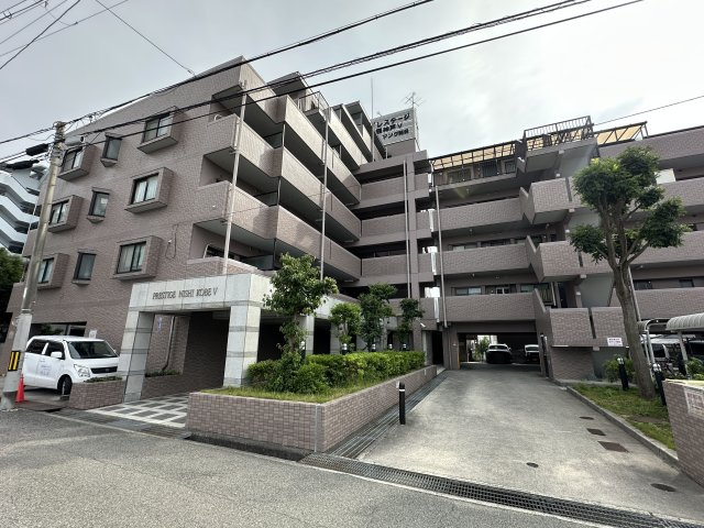 プレステージ西神戸の外観